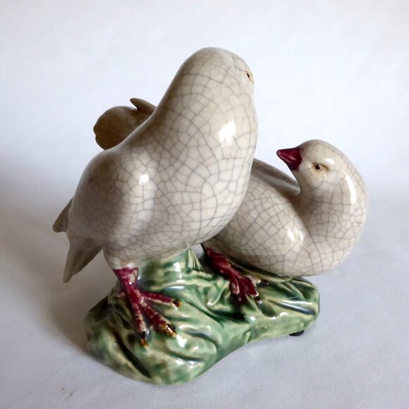 VINTAGE LARGE CERAMIC CRACKLE FINISH LOVE BIRD DOVE SCULPTURE FIGURE - Picture 3 of 9